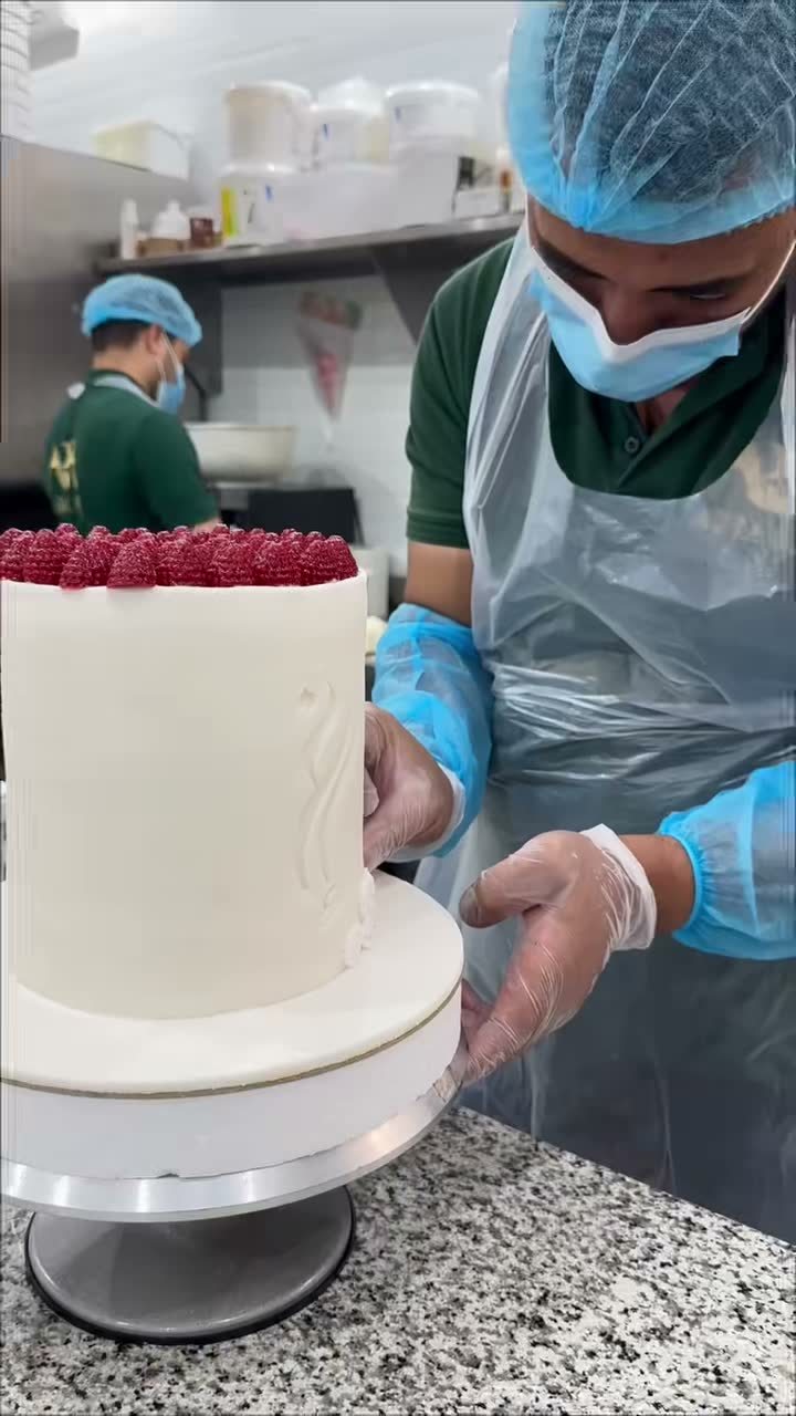 تزيين كيك المناسبات في أرتا كيك